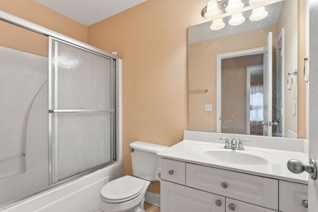 3807 Masters Dr, Smyrna, TN 37167