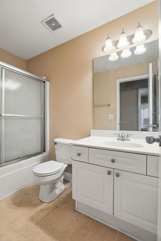 3807 Masters Dr, Smyrna, TN 37167
