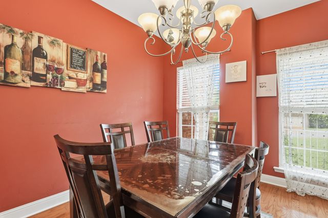 3807 Masters Dr, Smyrna, TN 37167