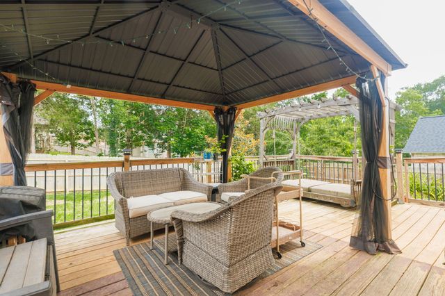 3807 Masters Dr, Smyrna, TN 37167