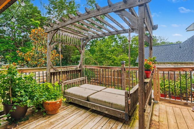 3807 Masters Dr, Smyrna, TN 37167