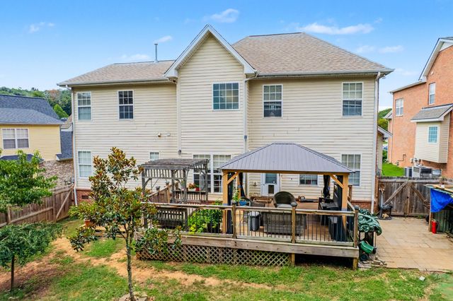 3807 Masters Dr, Smyrna, TN 37167