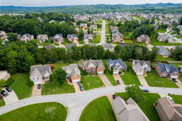 3807 Masters Dr, Smyrna, TN 37167