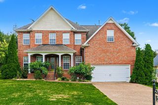 3807 Masters Dr, Smyrna, TN 37167