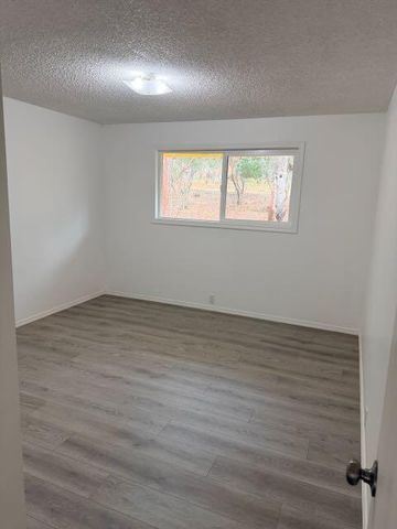 326 Debra Lane, Grants Pass, OR 97527