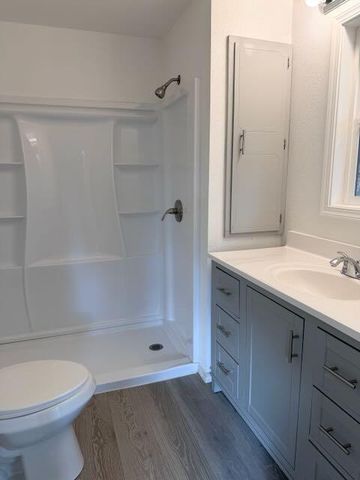 326 Debra Lane, Grants Pass, OR 97527