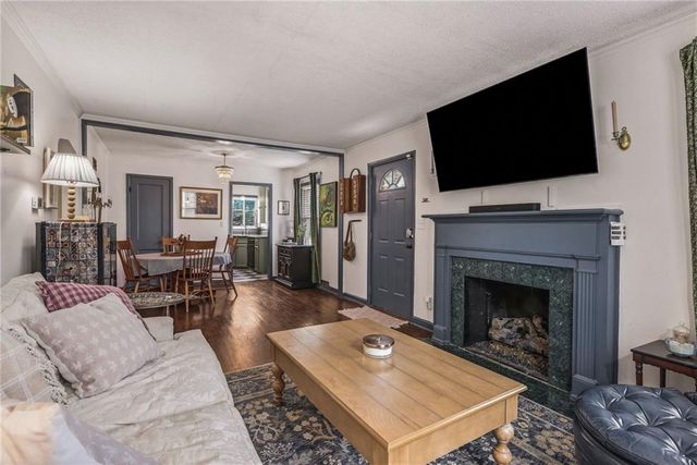 5011 W 51st Street, Roeland Park, KS 66205