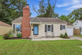 5011 W 51st Street, Roeland Park, KS 66205