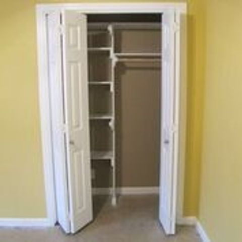 2109 Meadow Lane, Grand Prairie, TX 75050