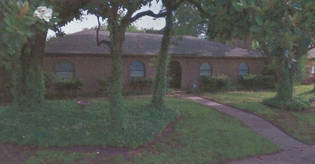 2109 Meadow Lane, Grand Prairie, TX 75050