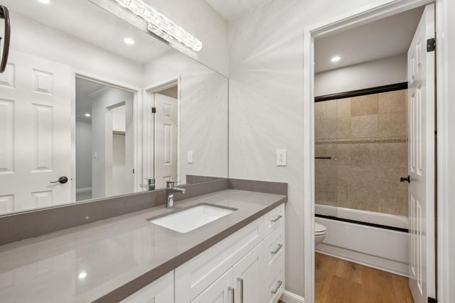 821 N Humboldt 302, San Mateo, CA 94401