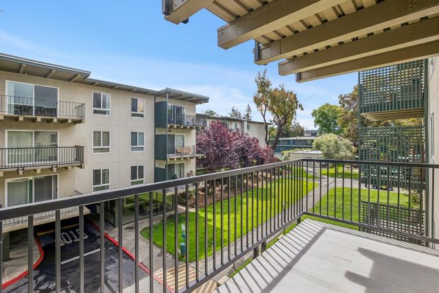821 N Humboldt 302, San Mateo, CA 94401