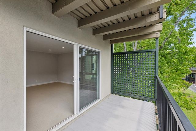 821 N Humboldt 302, San Mateo, CA 94401
