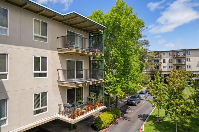 821 N Humboldt 302, San Mateo, CA 94401