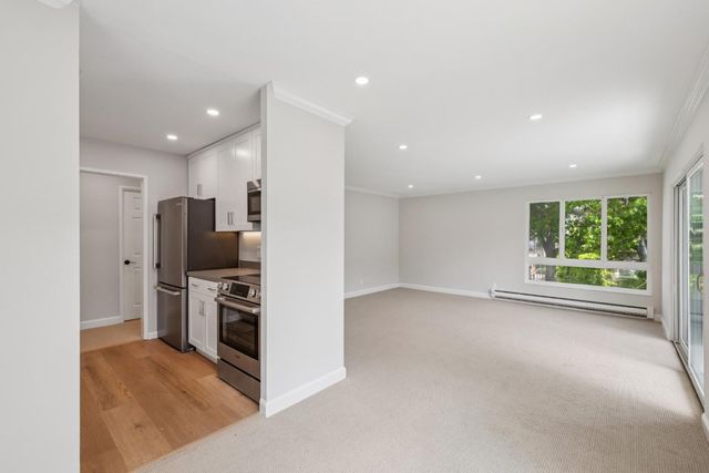 821 N Humboldt 302, San Mateo, CA 94401