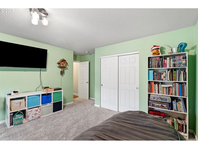 2040 Nw ARTZ Ct, Camas, WA 98607