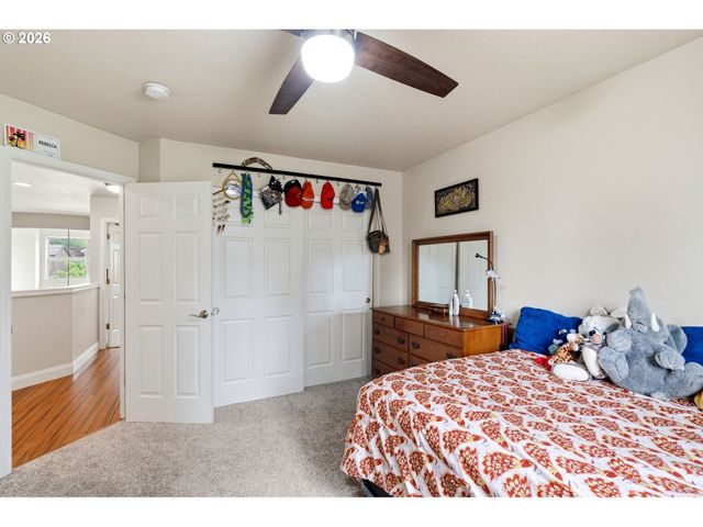 2040 Nw ARTZ Ct, Camas, WA 98607