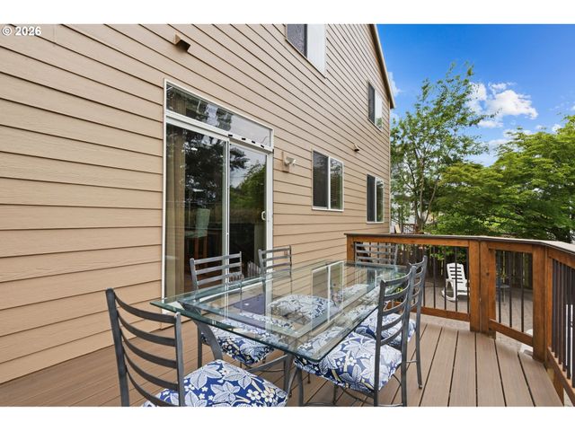 2040 Nw ARTZ Ct, Camas, WA 98607