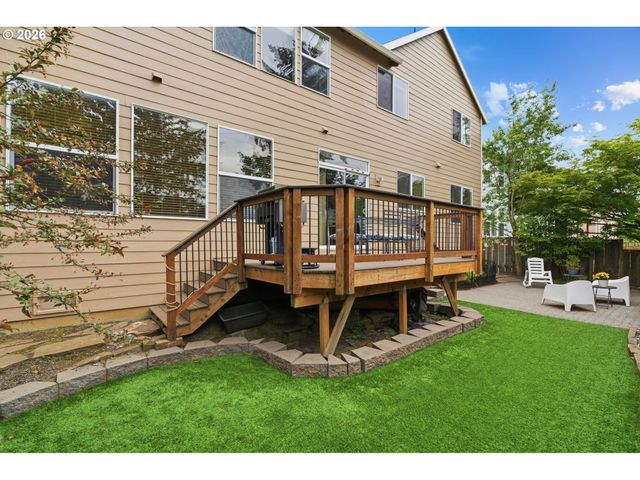 2040 Nw ARTZ Ct, Camas, WA 98607