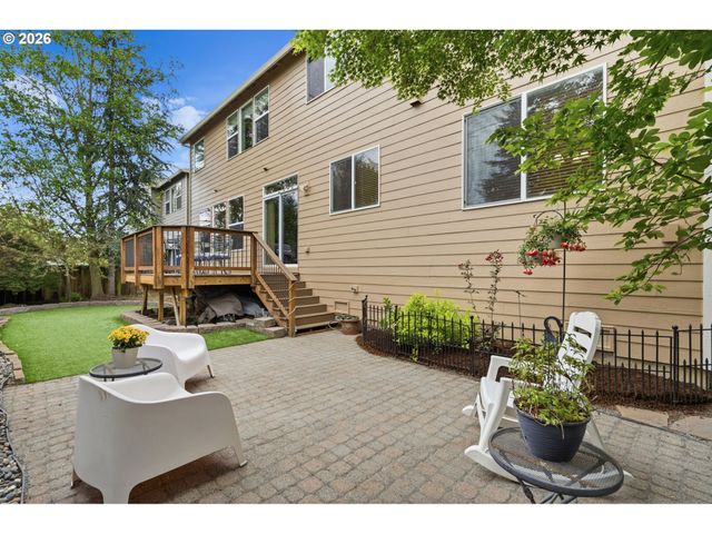 2040 Nw ARTZ Ct, Camas, WA 98607