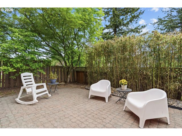 2040 Nw ARTZ Ct, Camas, WA 98607