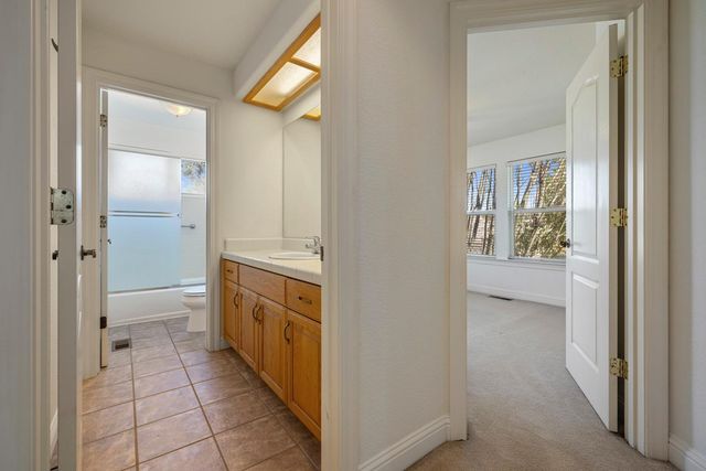 19547 Windrift Way, Woodbridge, CA 95258