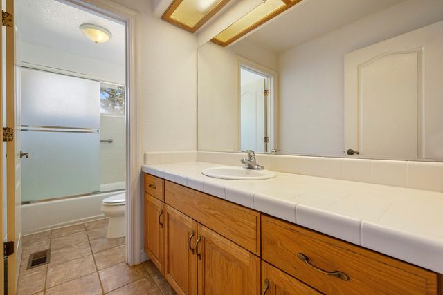 19547 Windrift Way, Woodbridge, CA 95258