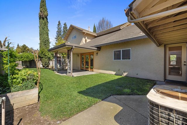 19547 Windrift Way, Woodbridge, CA 95258