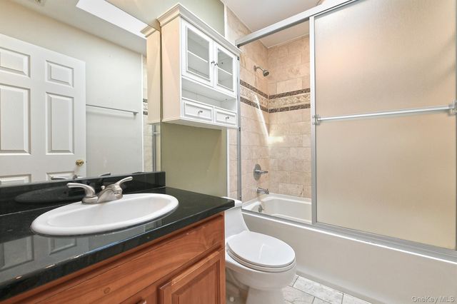 39 Nesaquake Avenue A, Port Washington, NY 11050