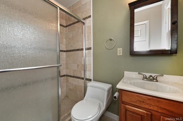 39 Nesaquake Avenue A, Port Washington, NY 11050