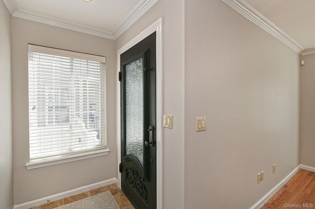 39 Nesaquake Avenue A, Port Washington, NY 11050