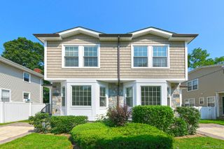 39 Nesaquake Avenue A, Port Washington, NY 11050