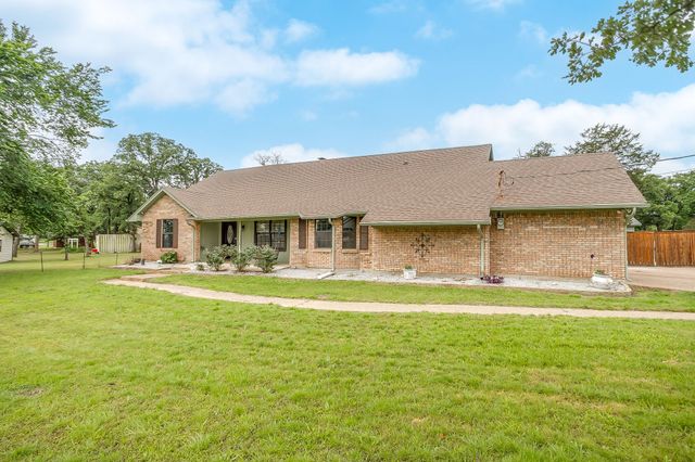 3412 E Renfro Street, Burleson, TX 76028