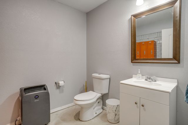 3412 E Renfro Street, Burleson, TX 76028