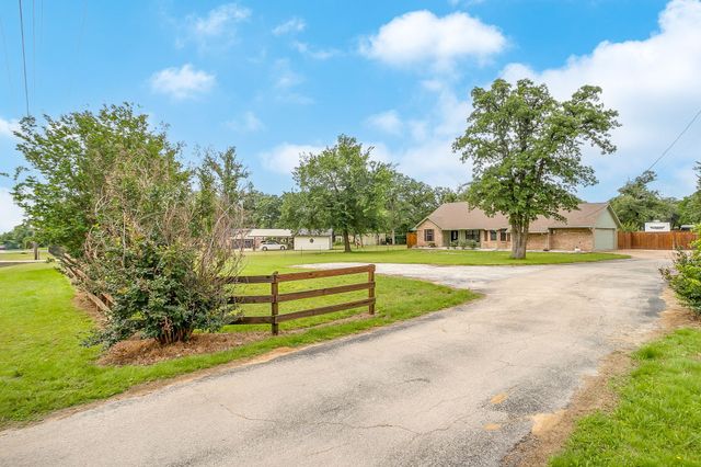 3412 E Renfro Street, Burleson, TX 76028