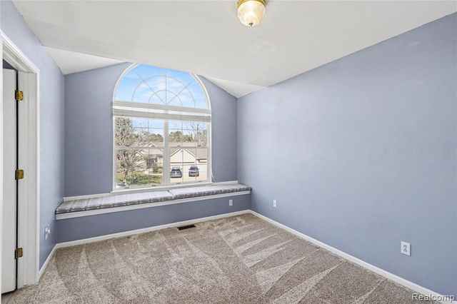 16111 Aspen Hollow Drive, Fenton, MI 48430