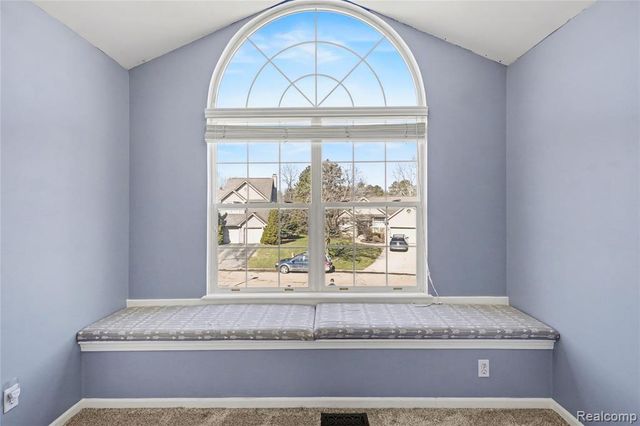 16111 Aspen Hollow Drive, Fenton, MI 48430