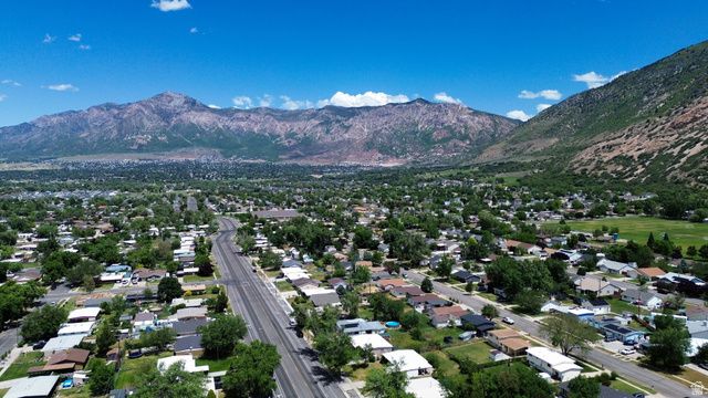858 N MONROE BLVD, Ogden, UT 84404