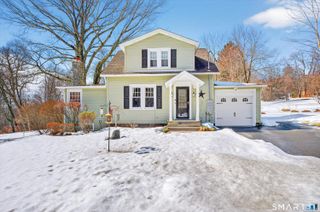 22 Driftway Road, Danbury, CT 06811