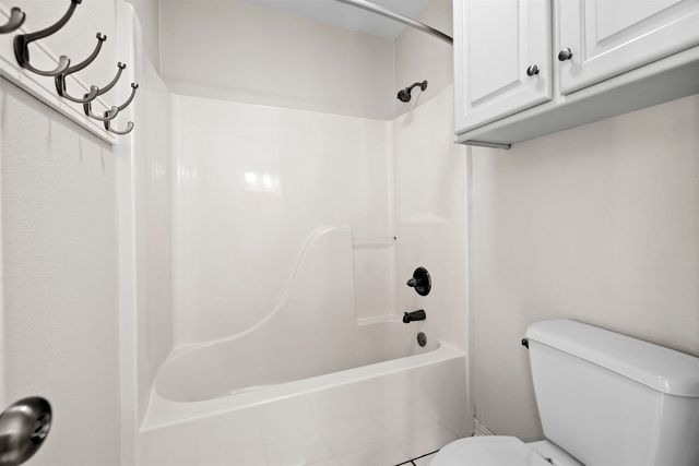 2 Tallwood, Longview, TX 75605