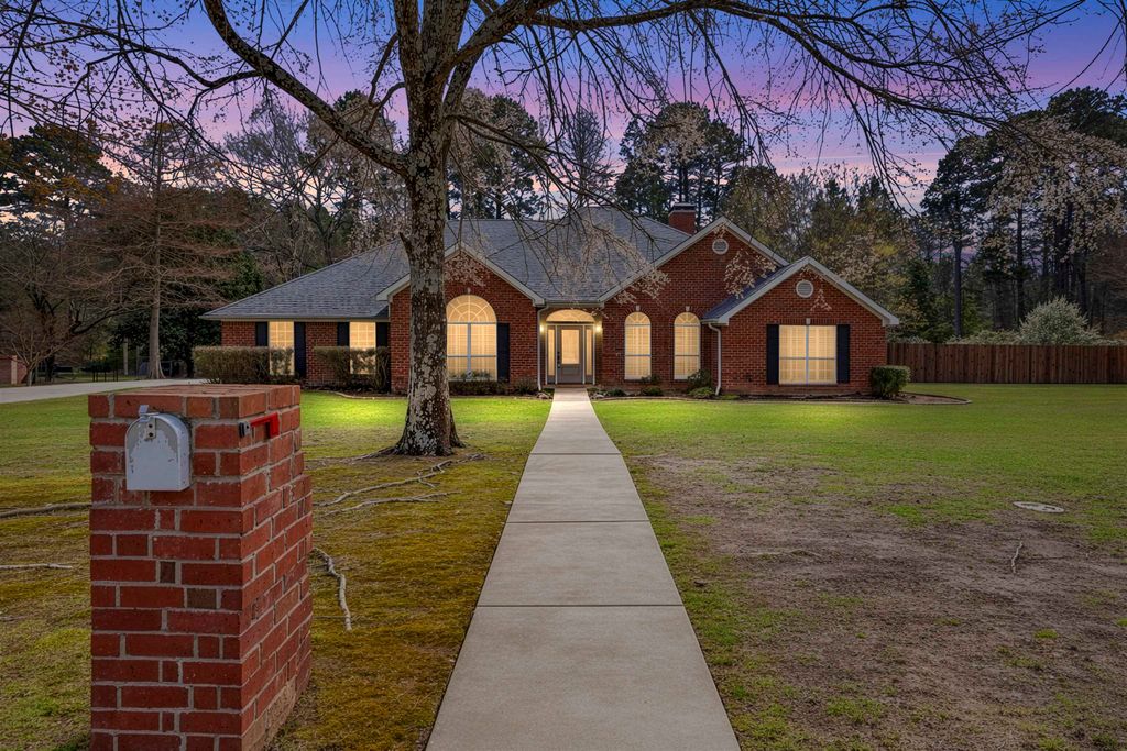 2 Tallwood, Longview, TX 75605