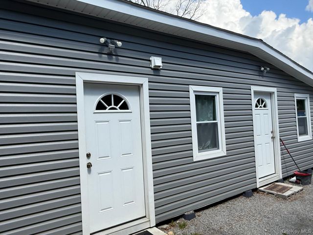354 Beachview Street, Copiague, NY 11726