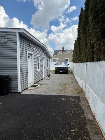 354 Beachview Street, Copiague, NY 11726
