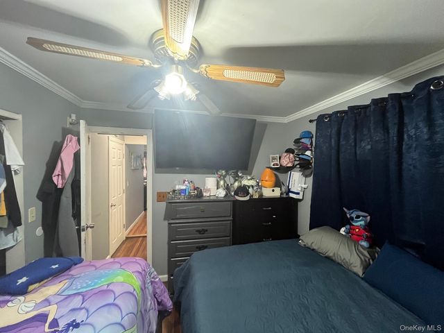 354 Beachview Street, Copiague, NY 11726