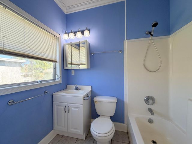 4905 Williams Road, Palm Beach Gardens, FL 33418