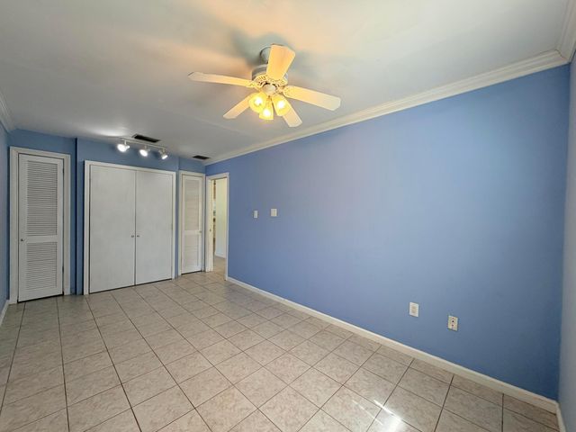 4905 Williams Road, Palm Beach Gardens, FL 33418