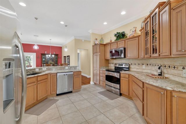 2192 HAMES LANE, The Villages, FL 32162