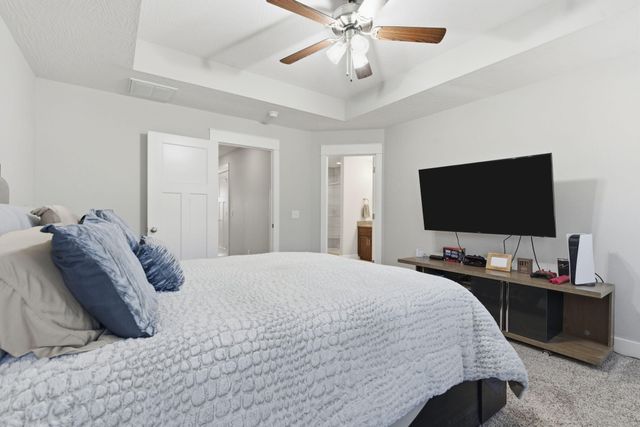 5375 S Twelve Oaks Road, Springfield, MO 65810