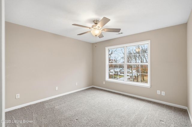 444 Hampton Rd, Brandenburg, KY 40108