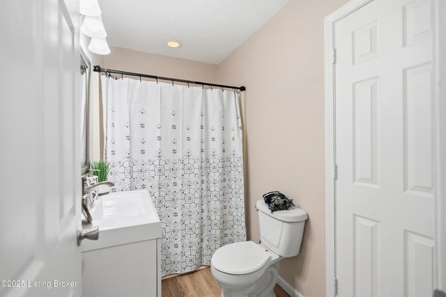 444 Hampton Rd, Brandenburg, KY 40108